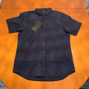 Men’s Lululemon Street Lite SS Shirt Size L